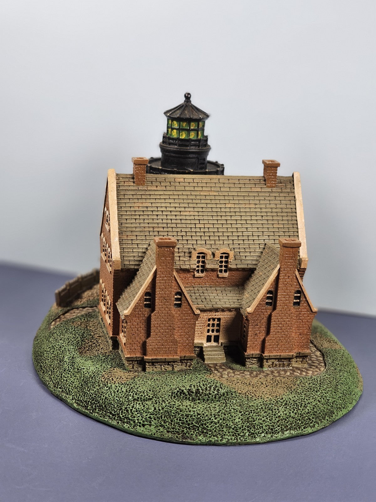 Block Island Southeast Lighthouse Historic American Lighthouses The Danbury Mint