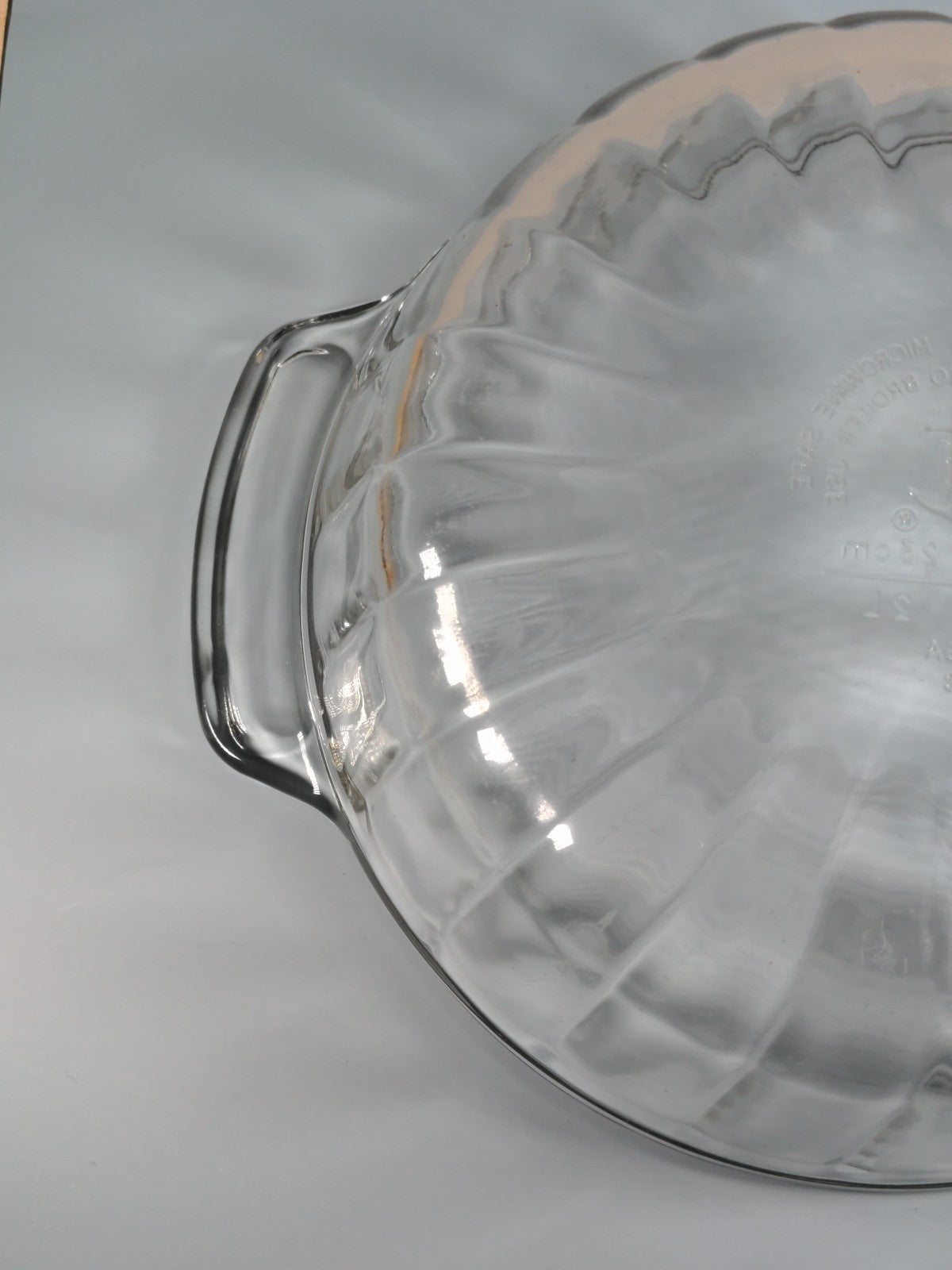 Anchor Hocking 9″ Clear Glass Casserole Dish – Heavy USA Bakeware, Used Conditio