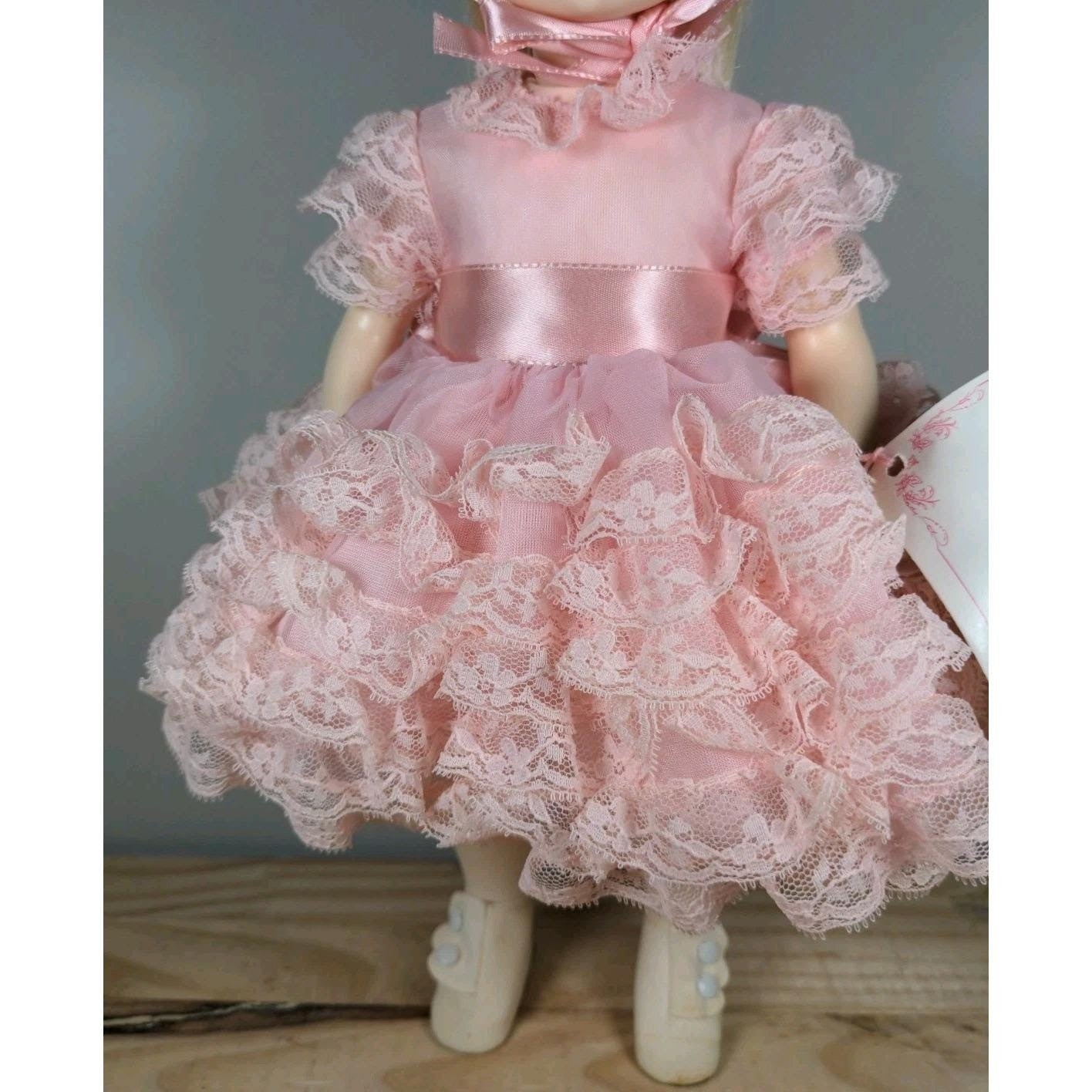 Vintage Madame Alexander Renoir Doll Portrait Children Pink Lace w Tag