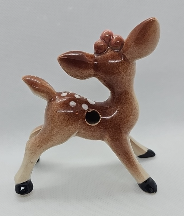 4" Doe Deer Figurine The Pas Canada