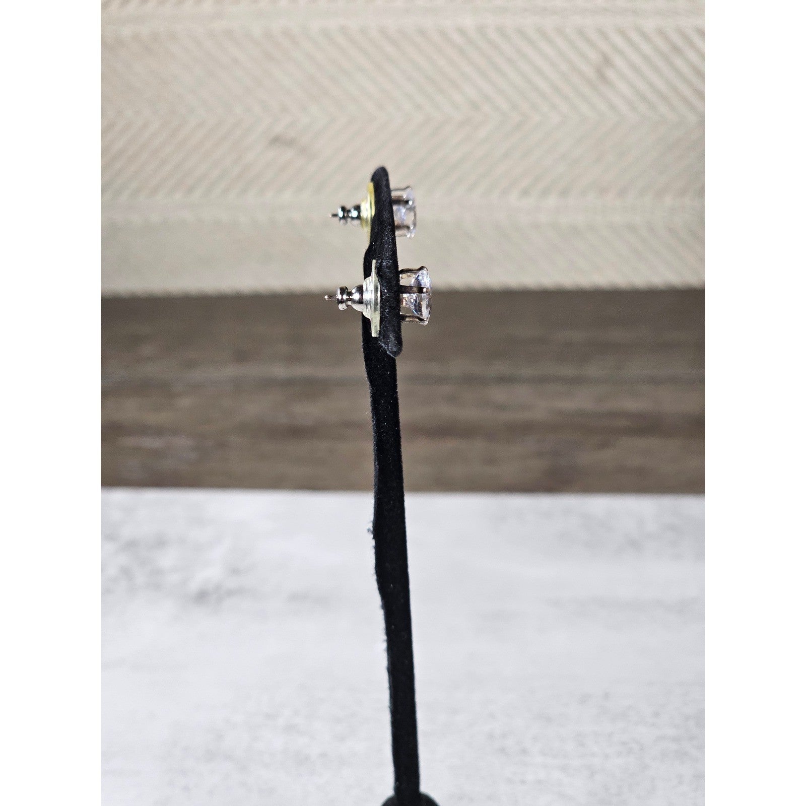 Vintage Oval Clear Rhinestone Stud Earrings Silver Tone Posts