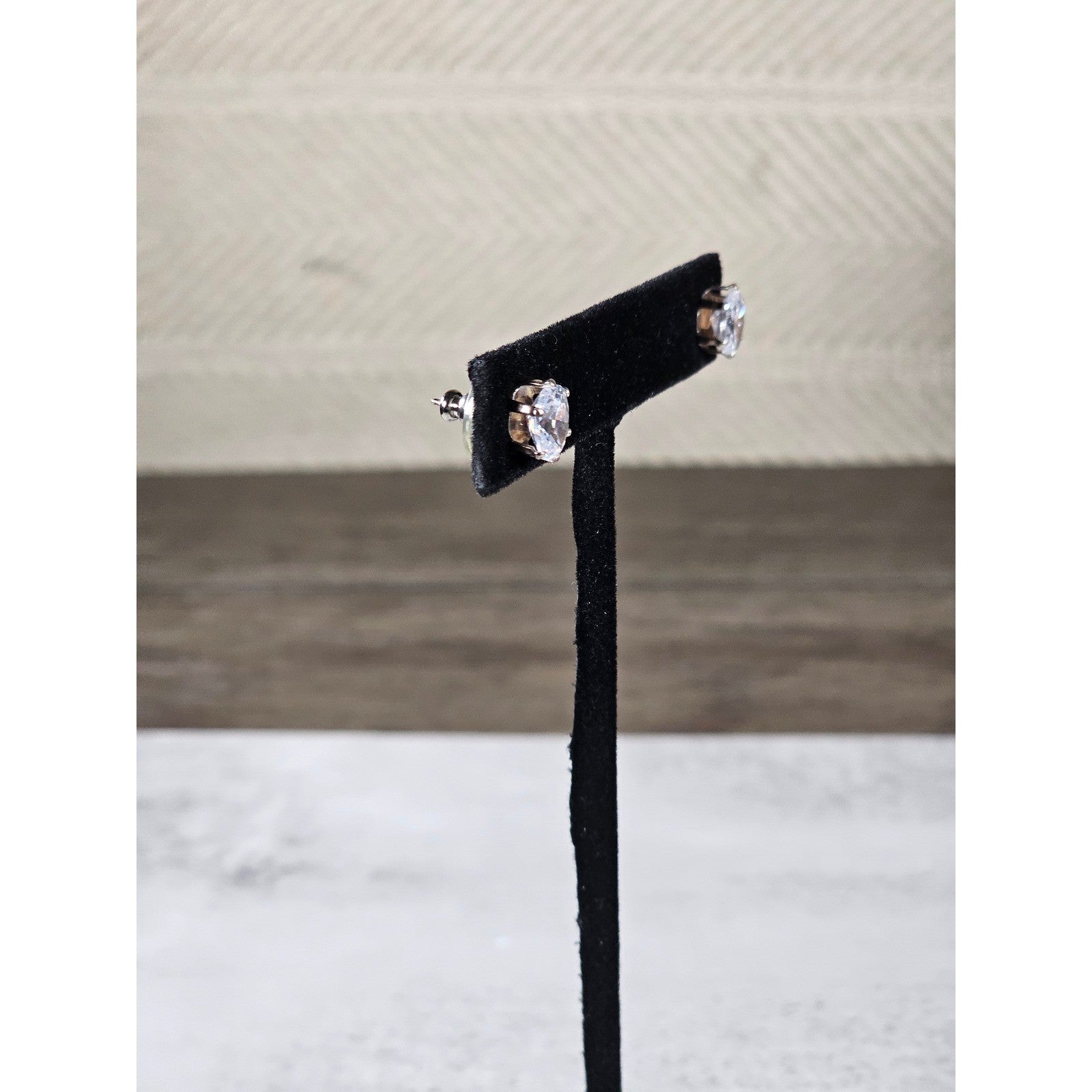 Vintage Oval Clear Rhinestone Stud Earrings Silver Tone Posts