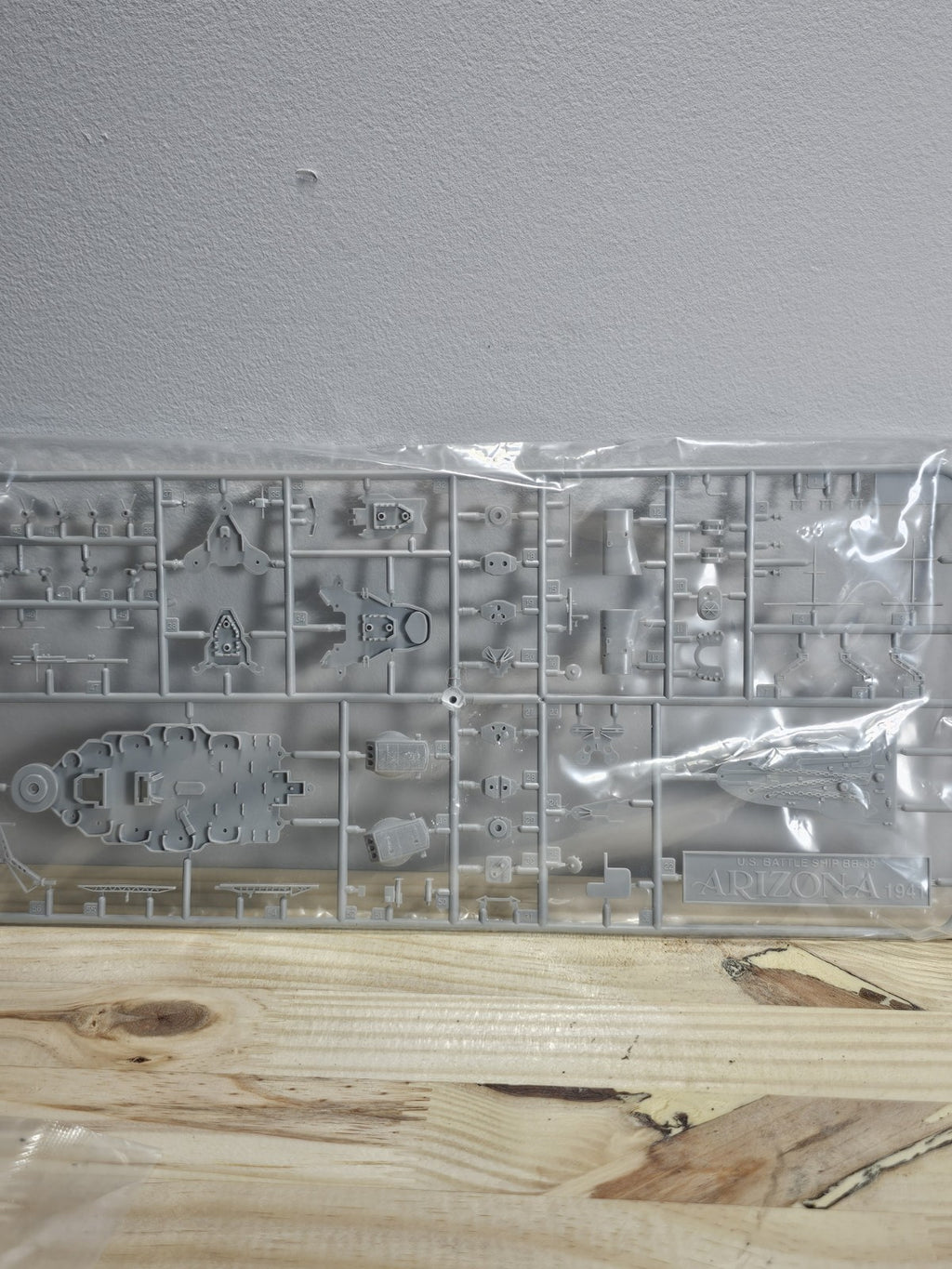 USS Arizona BB-39 1941  1/700 Scale  Unassembled Kit