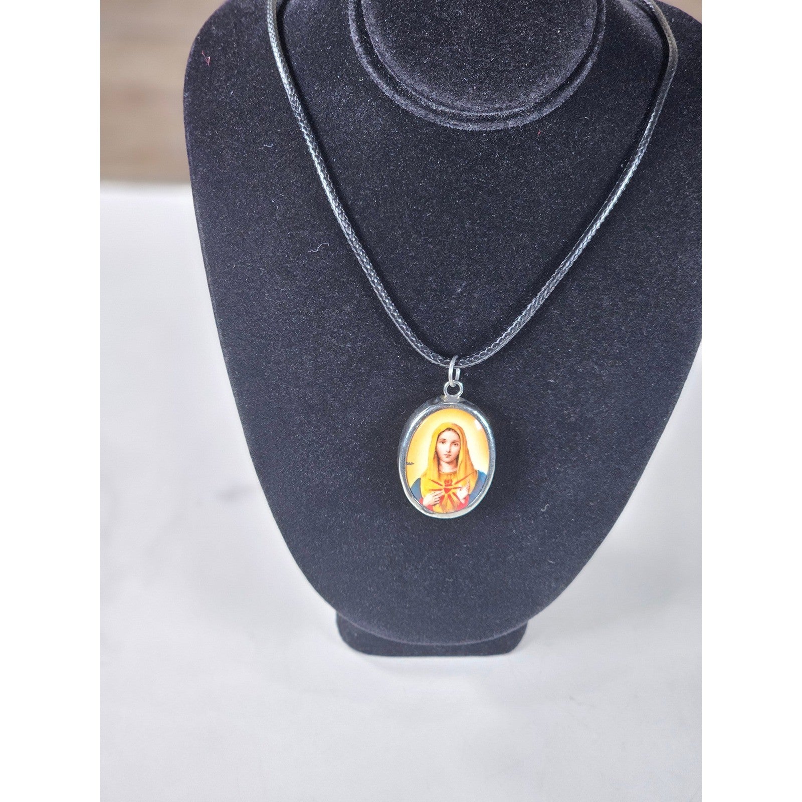 Vintage Sacred Heart Pendant Necklace Oval Catholic Medal