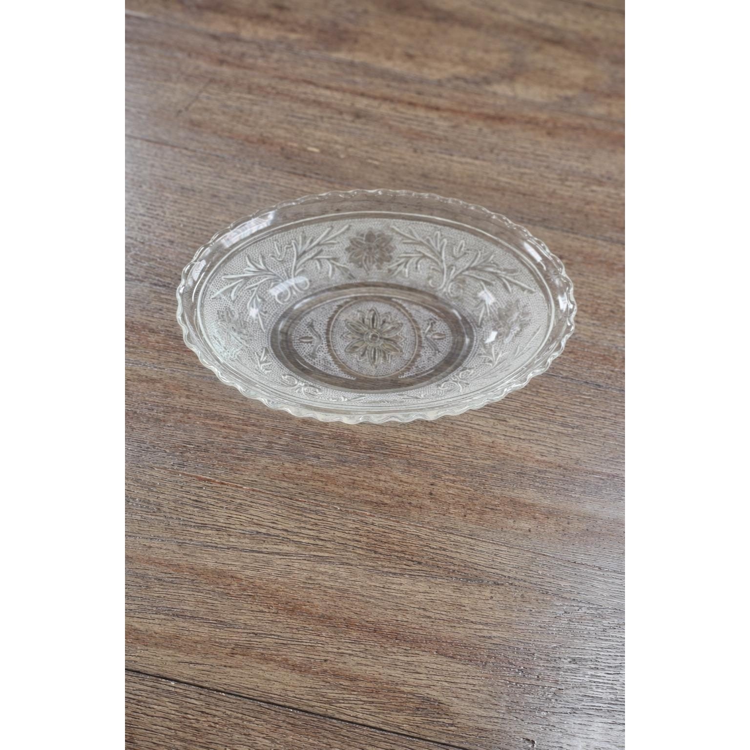 Anchor Hocking Sandwich Glass Oval Serving Bowl Scalloped Edge
