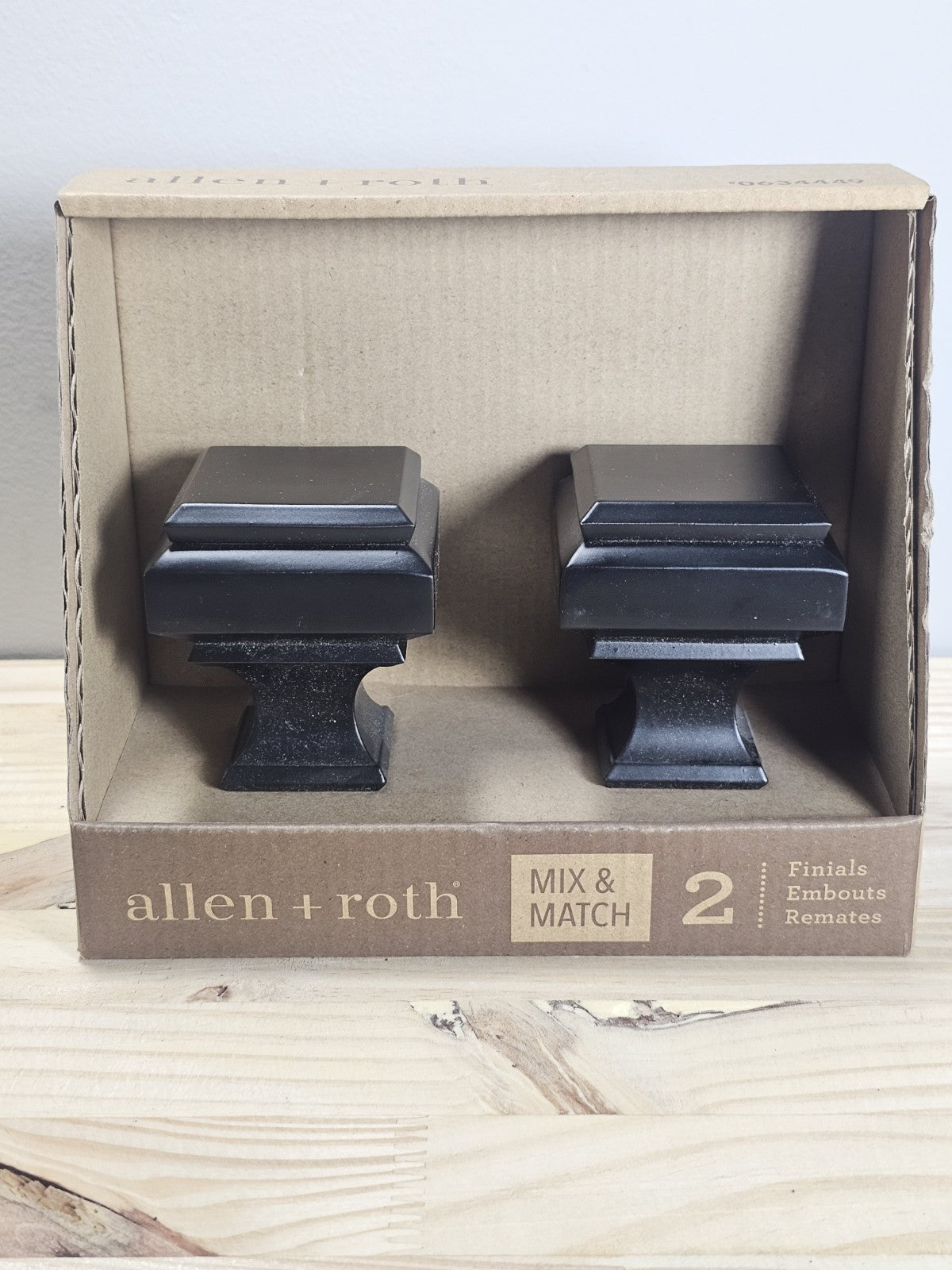 Allen Roth 2 Black Square Finals