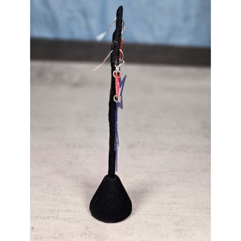 Vintage Patriotic Heart & Star Dangle Earrings – Red White Blue