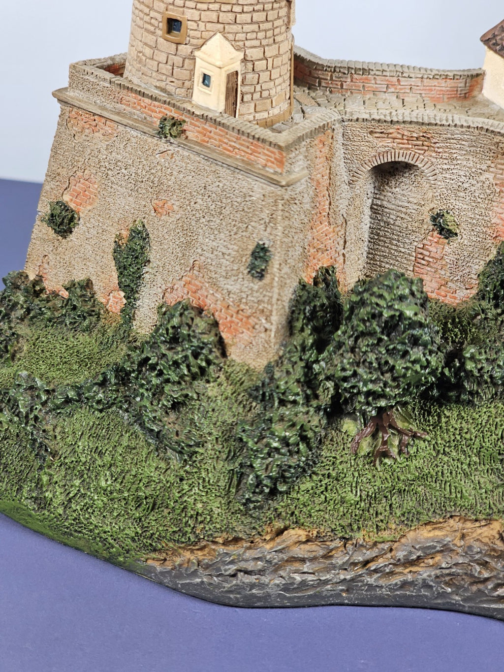 Danbury Mint Portoferráio Lighthouse Sculpture 5.5" Tall From Historic Internati