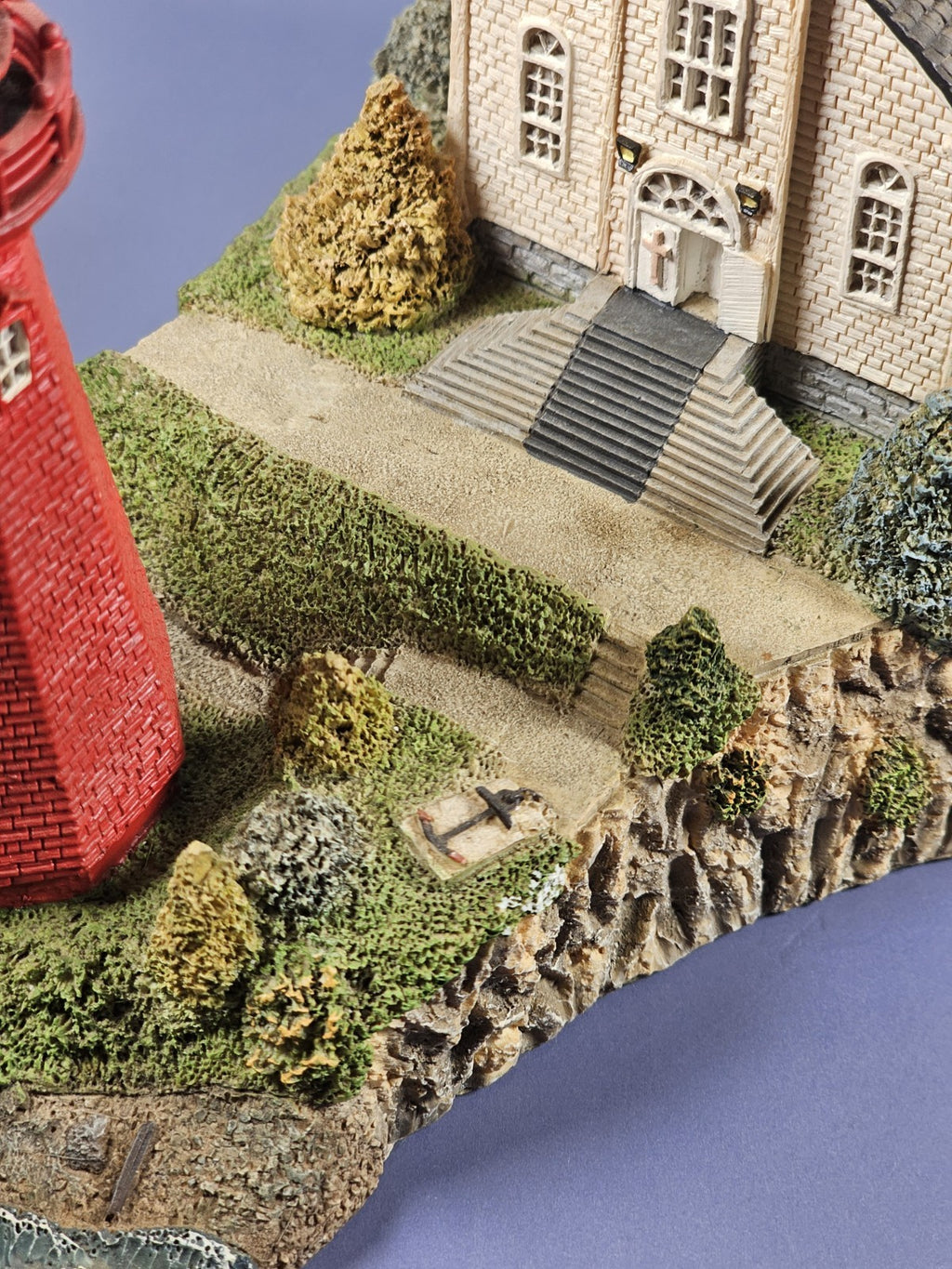 Harbour Lights Lighthouses #255 "La Martre" Quebec, Mint in box with COA.