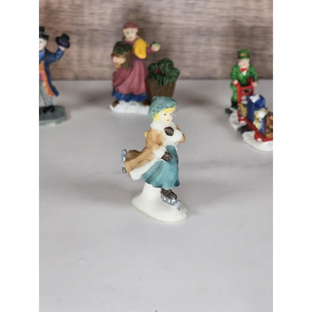 Vintage Christmas Village Miniature Figurines Set of 5 Polystone