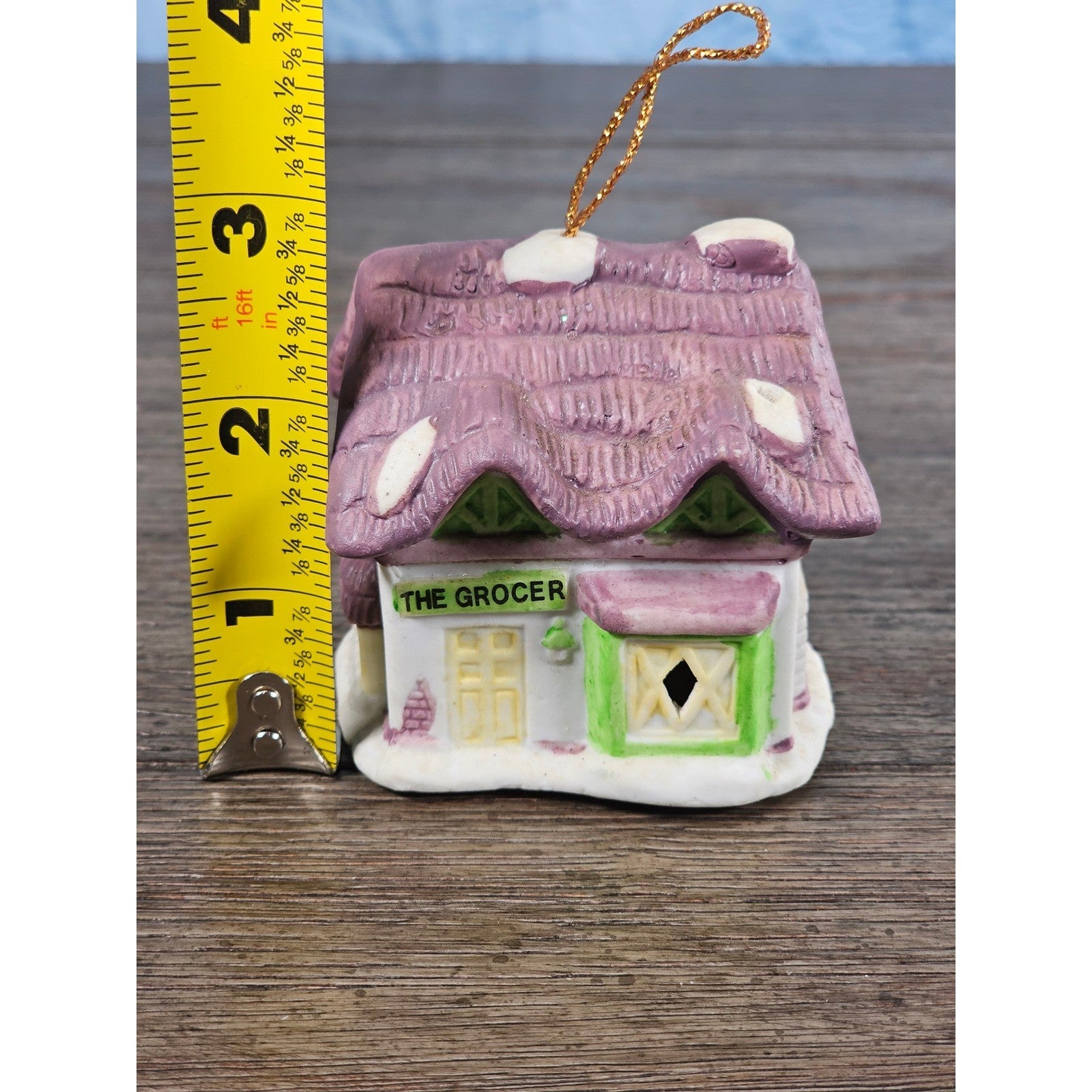 Vintage Reader's Digest Village Ornament The Grocer House 1989