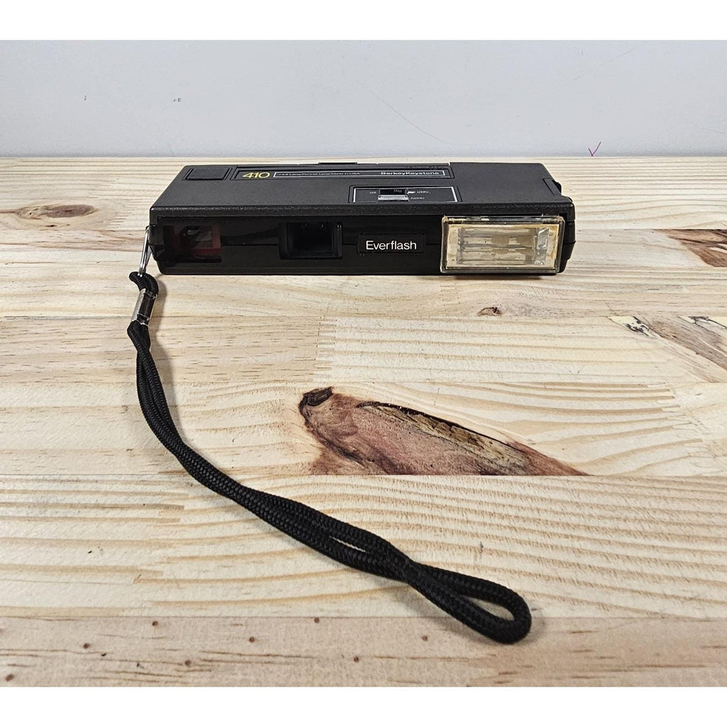Vintage Berkey Keystone 410 Pocket Everflash Camera 110 Film Retro Camera