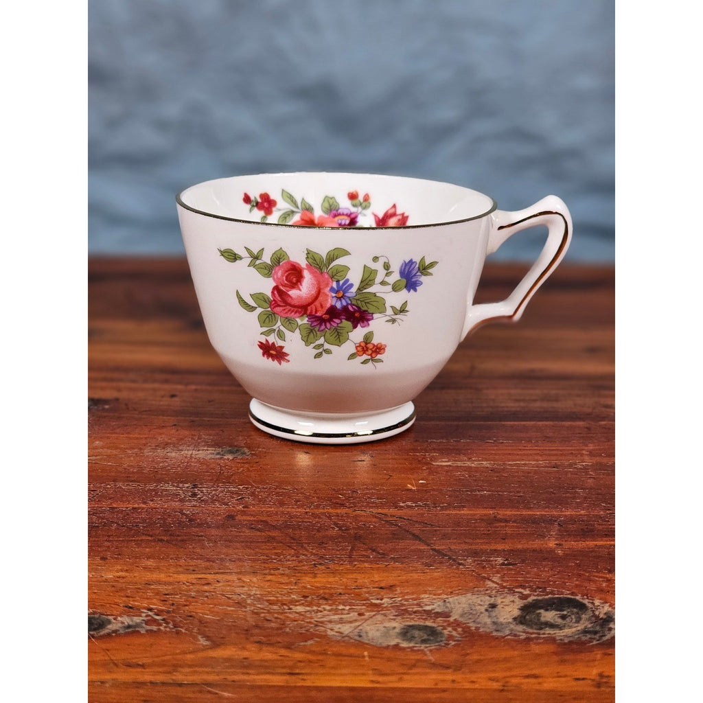 Royal Victoria Fine Bone China Floral Tea Cup Gold Rim England Vintage
