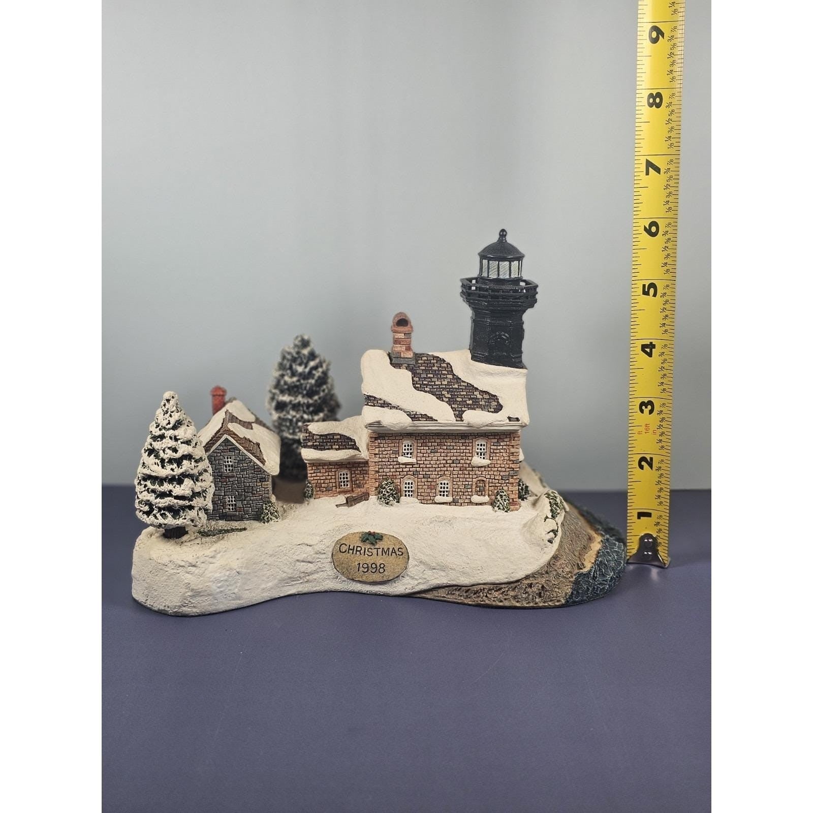 Harbour Lights Old Field Point Lighthouse Christmas COA