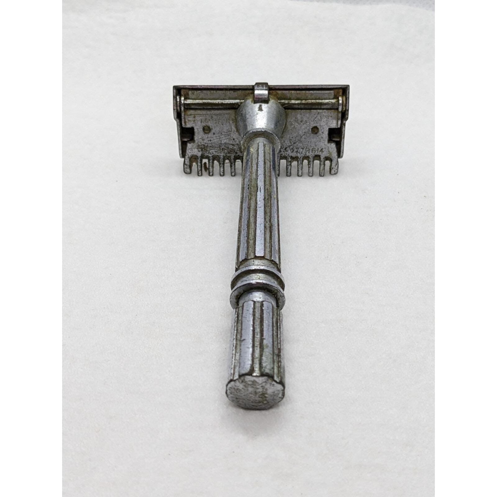 Vintage GEM Micromatic Open Comb Safety Razor USA Single Edge