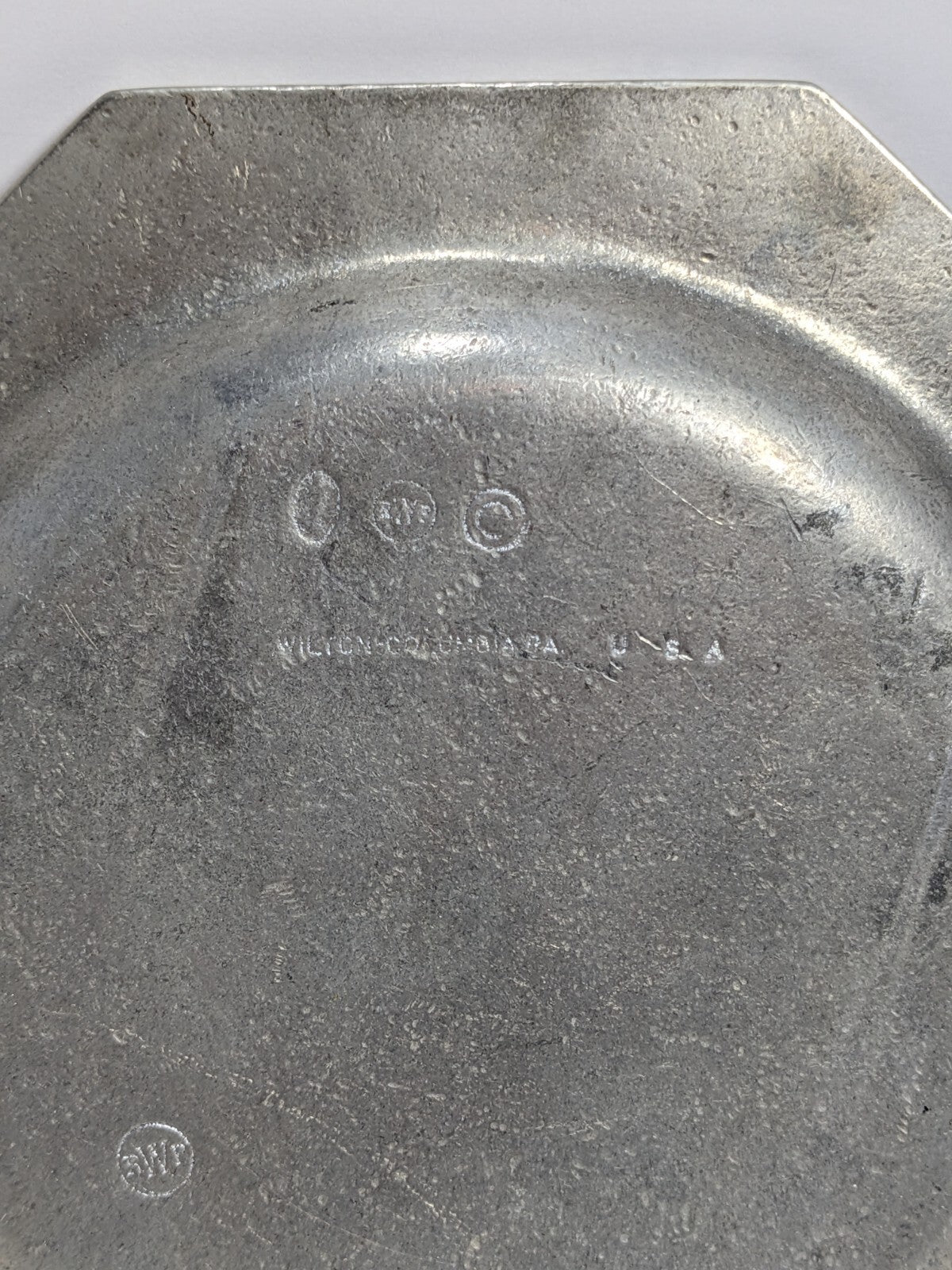 Vintage Wilton Columbia Pewter Plate Etched “Mardi Gras 1975” Made in USA