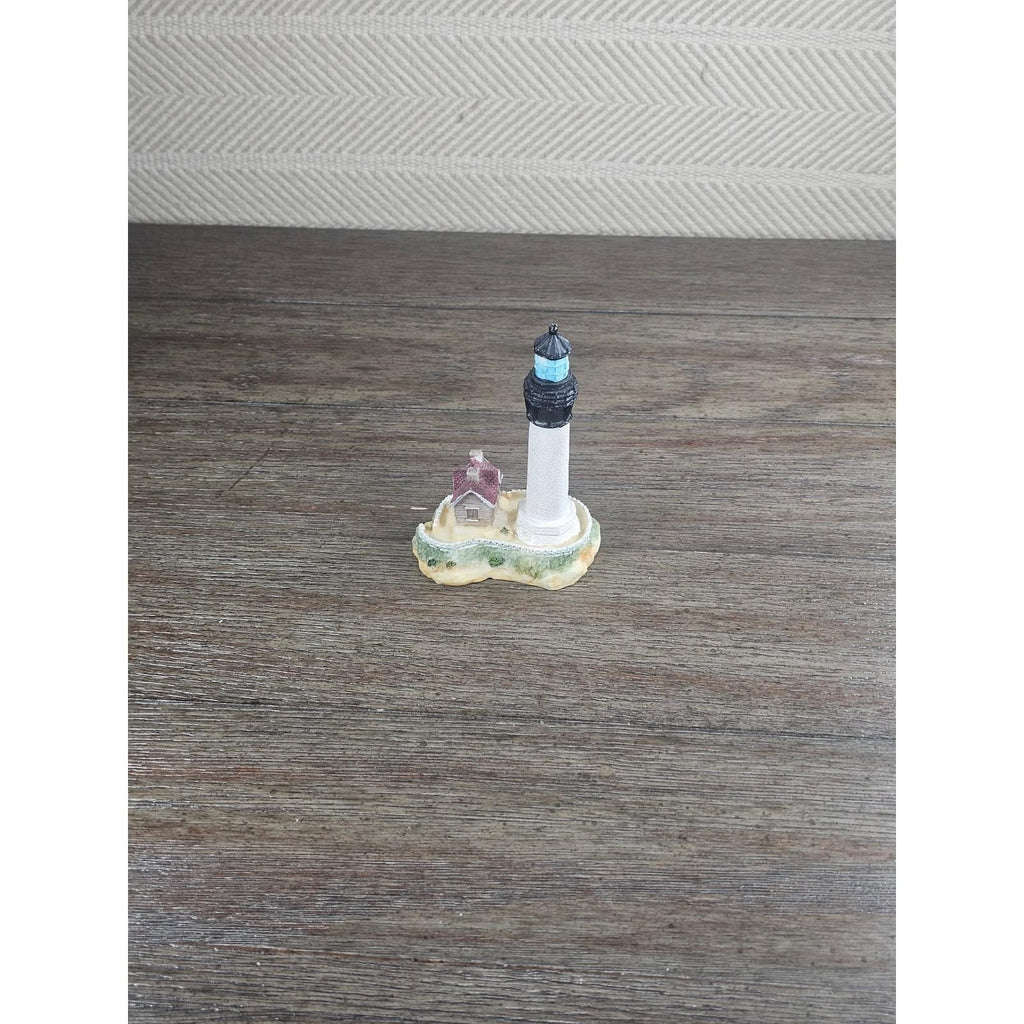 Resin Lighthouse Figurine Coastal Decor Mini Lighthouse Nautical Accent