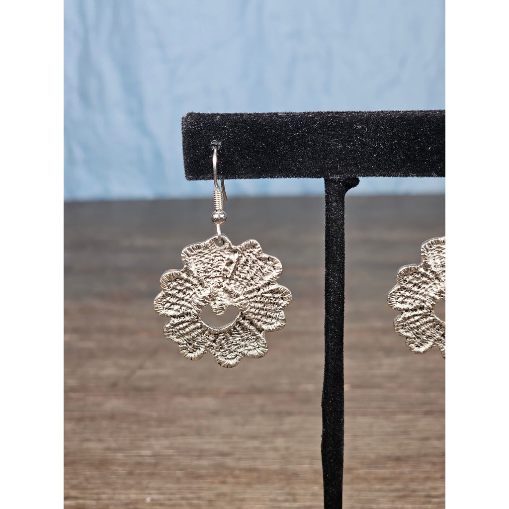 Textured Silver-Tone Floral Heart Dangle Earrings Vintage Style