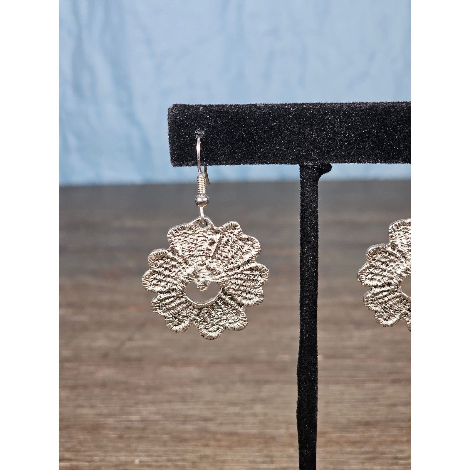 Textured Silver-Tone Floral Heart Dangle Earrings Vintage Style