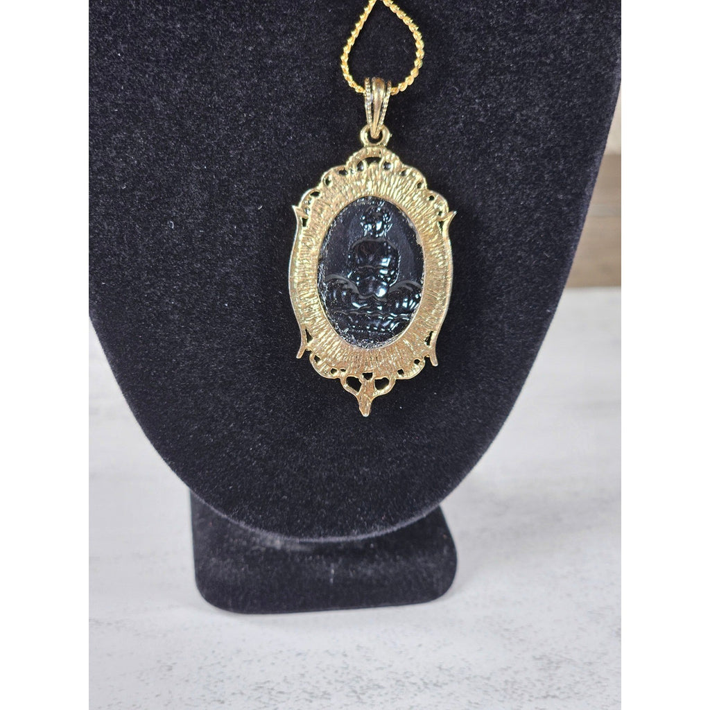 Vintage Gold Tone Buddha Cameo Pendant Necklace Black Oval Medallion
