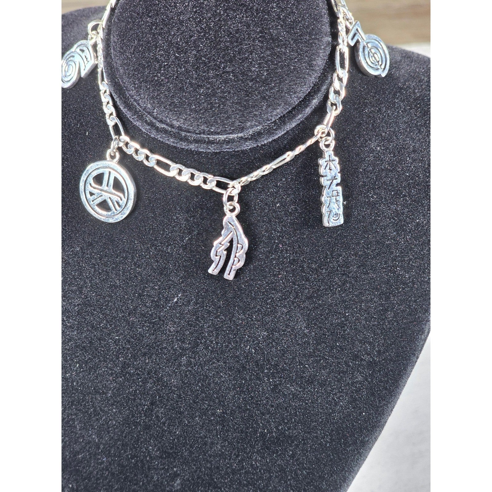 Vintage Southwestern Charm Bracelet Silver Tone Figaro Chain