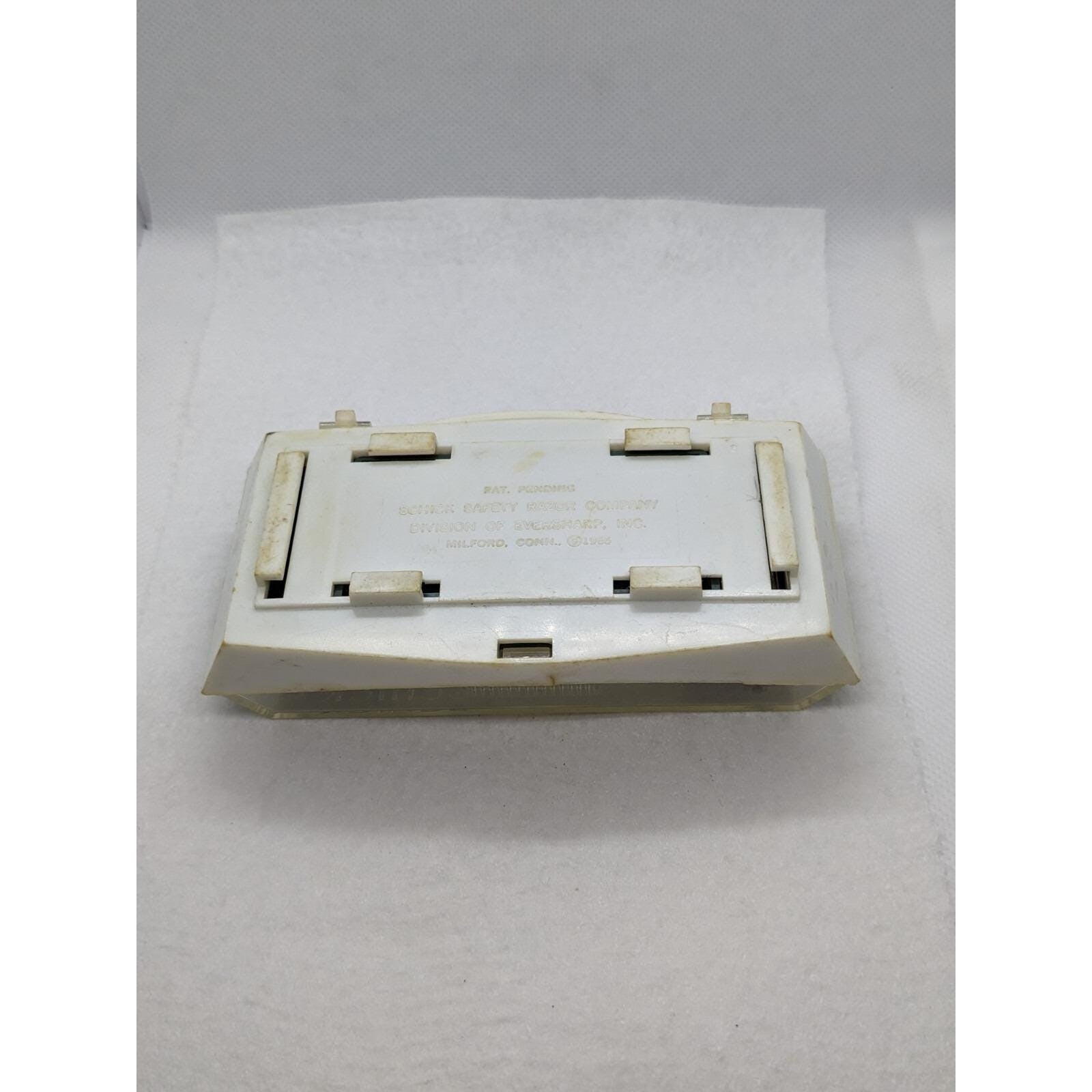 Schick 1965  Safety Razor Eversharp Double Edge Razor With Case