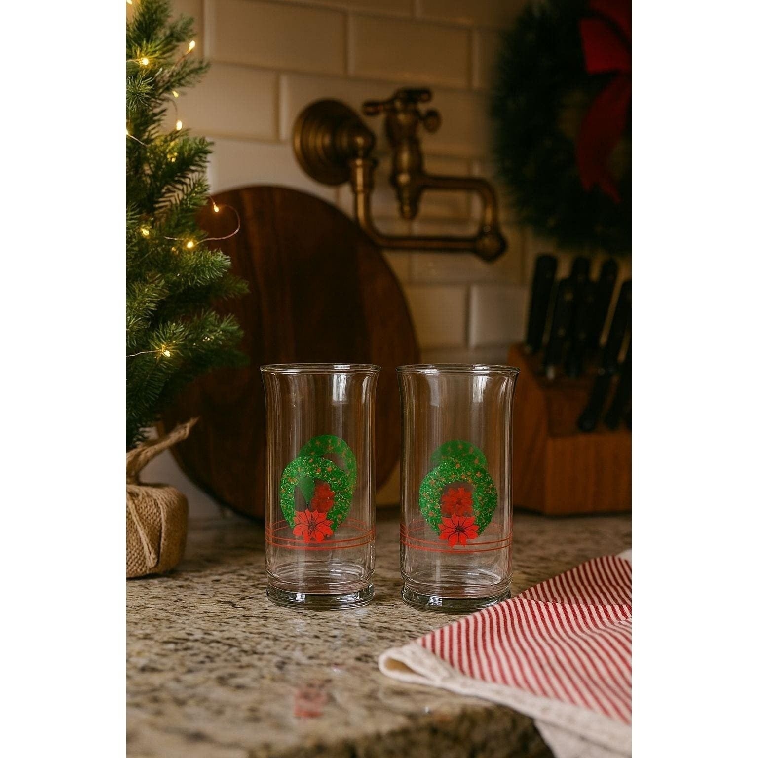 Vintage Libbey Christmas Glasses Set of 2 Holly Berry Poinsettia