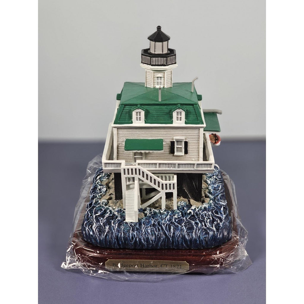 Lefton Bridgeport Harbor Lighthouse Lost Lights w/ Box COA