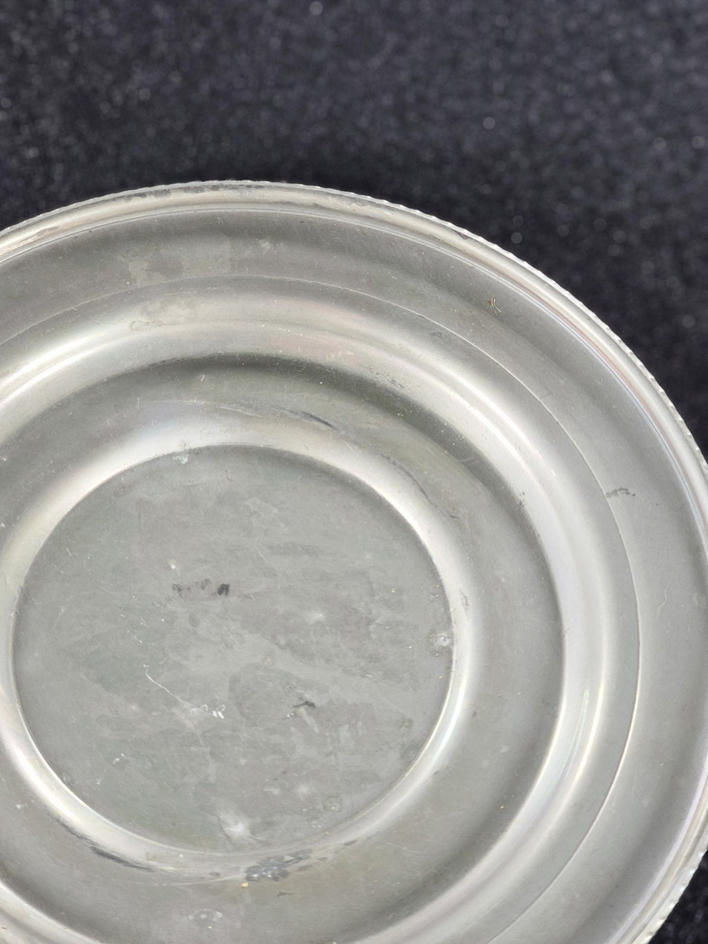 MCM Vintage BW Buenilum Hand Forged Hammered Aluminum Plate 6 1/2" Collectible