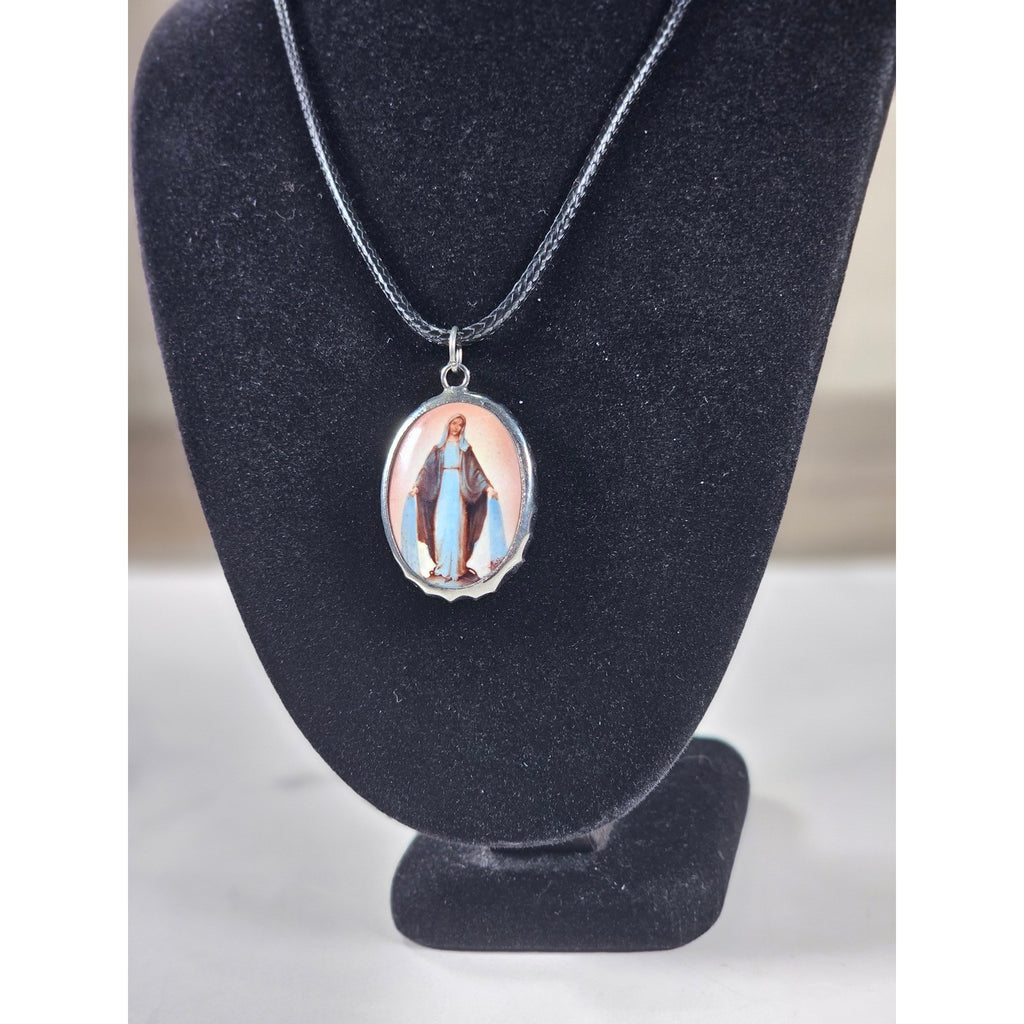 Vintage Red Madonna Pendant Necklace Oval Catholic Cross Back Charm
