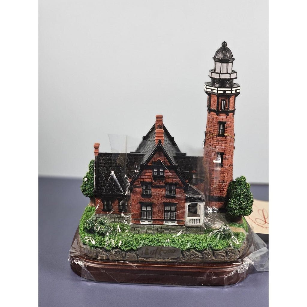 Lefton Cleveland Lighthouse Lost Lights w/ Box COA