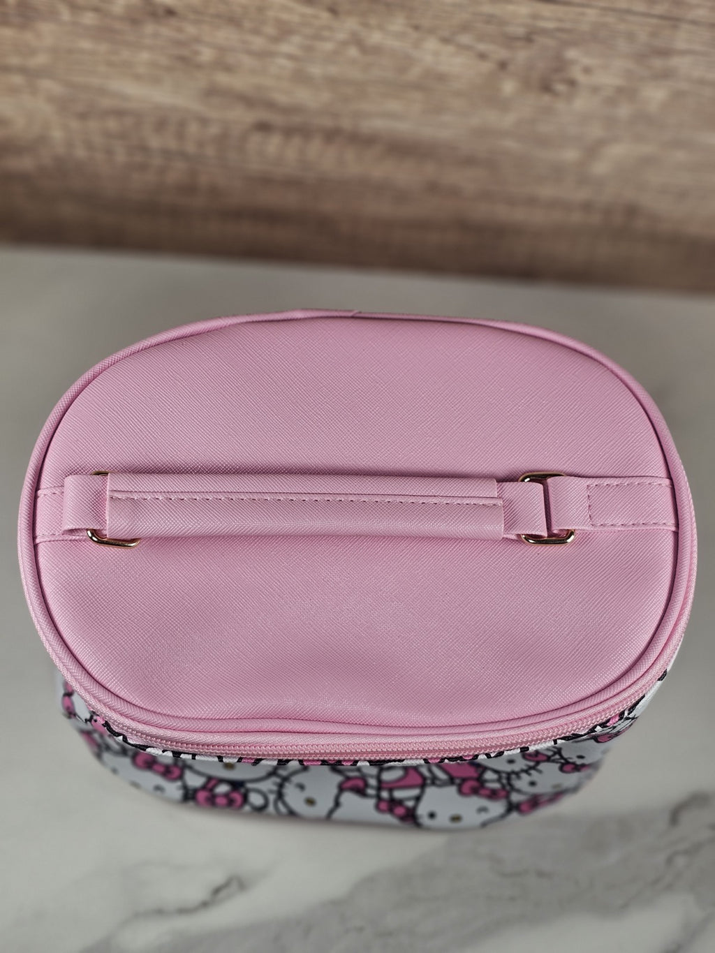 Hello Kitty Pink Cosmetic Case – Sanrio Travel Makeup Bag with Zipper & Charm