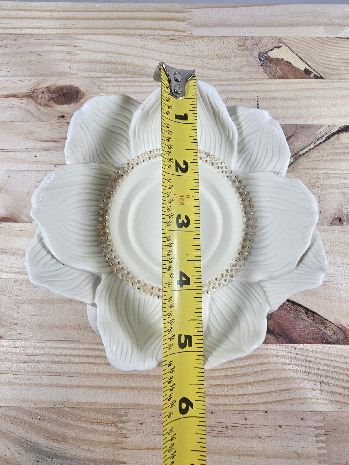 Vintage PartyLite Magnolia Lotus Blossom Flower Pillar Candle Holder Ivory/ Gold