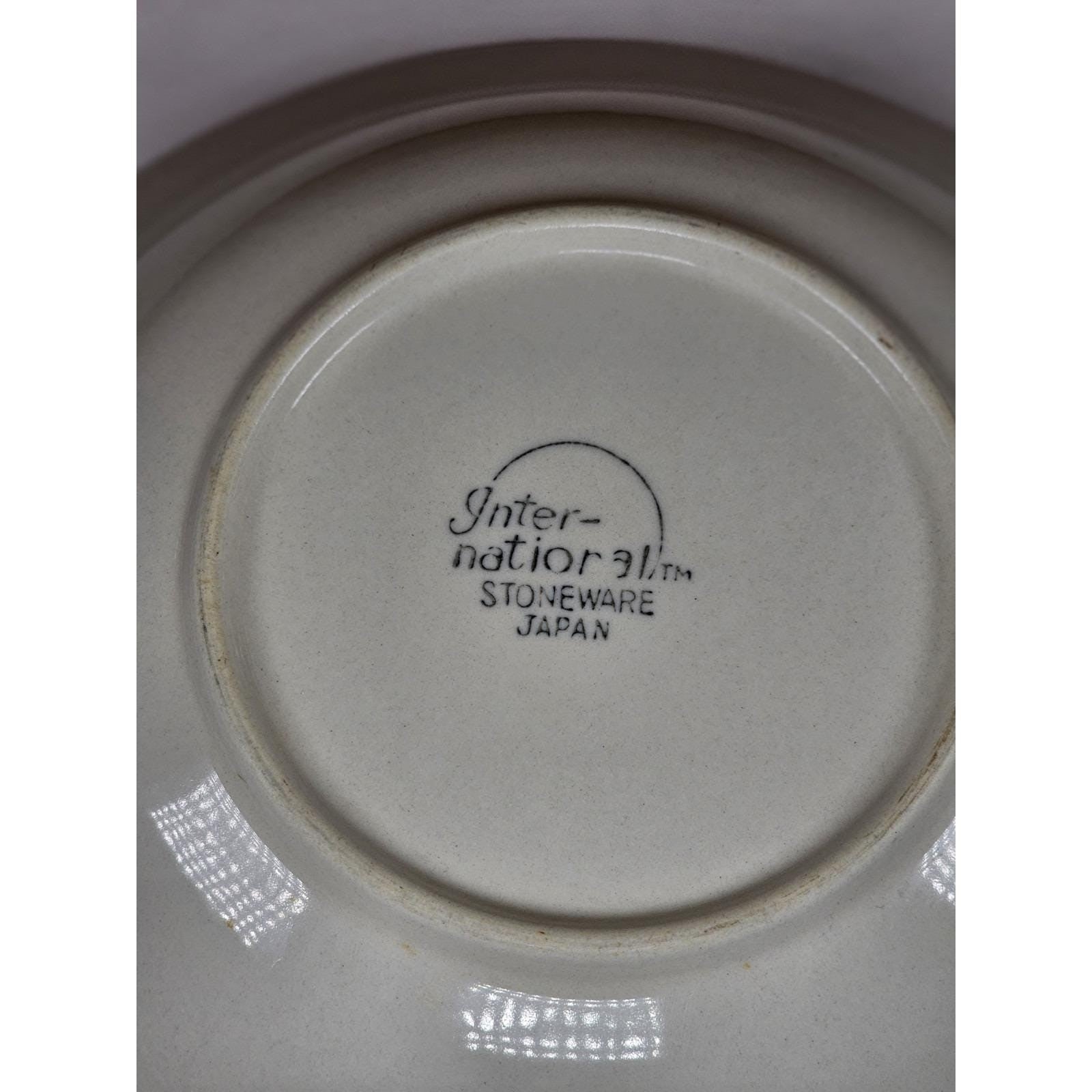 Vintage International Stoneware Serving Bowl Cream Gold Rings 9 Inch