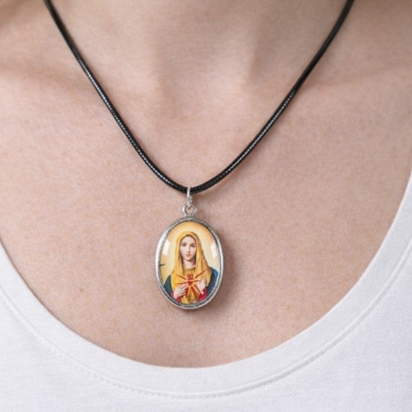 Vintage Sacred Heart Pendant Necklace Oval Catholic Medal