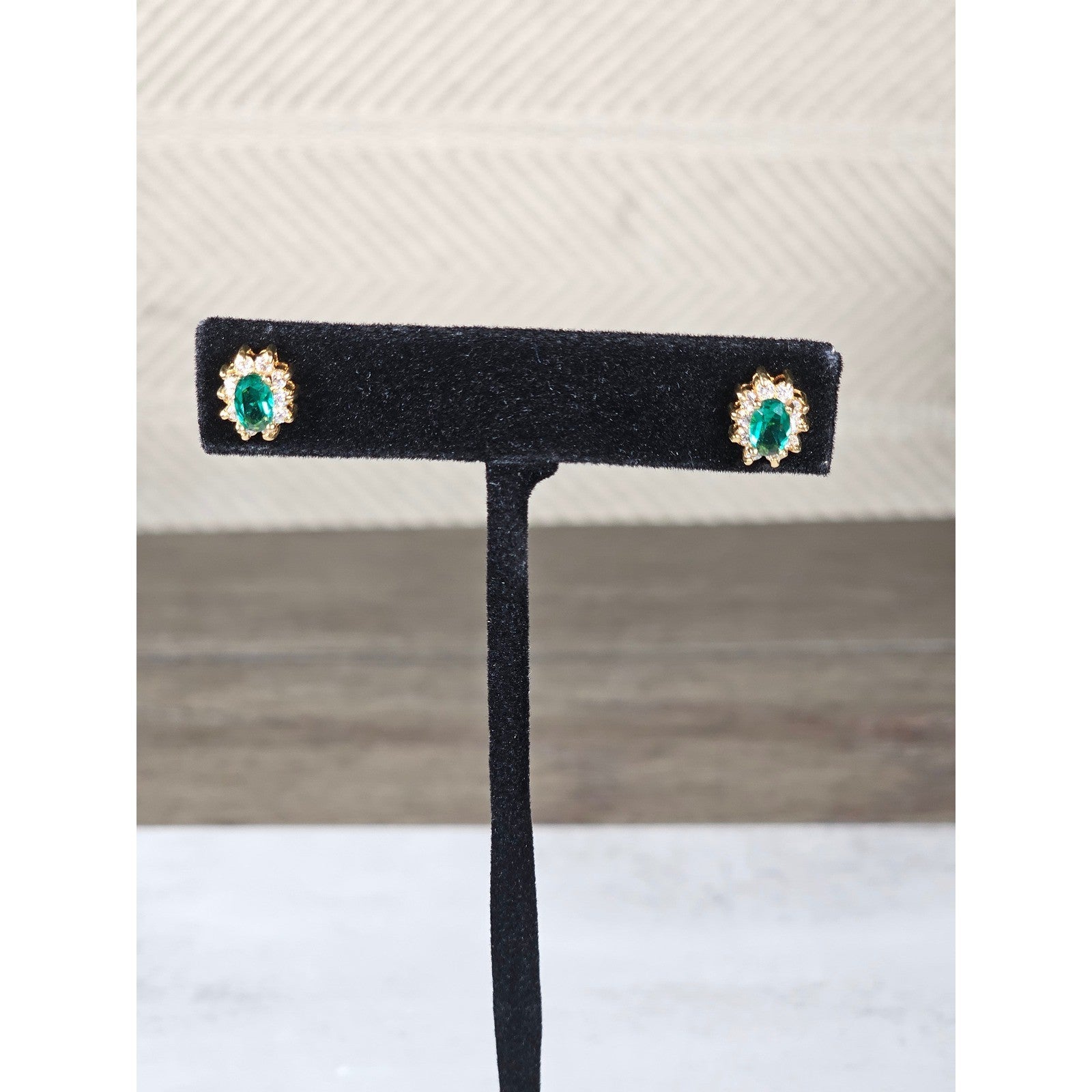 Vintage Green Oval Stud Earrings Gold Tone Halo Rhinestones