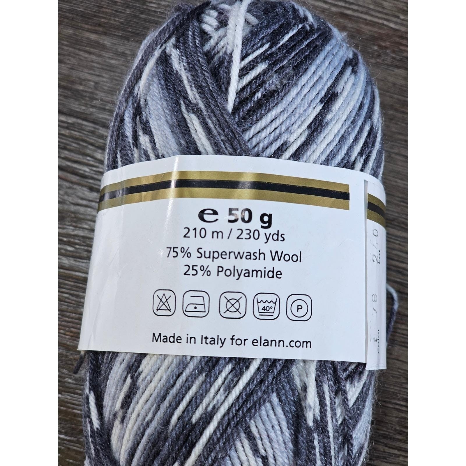 Sock It To Me Harlequin Gray Sock Yarn Wool Nylon Italy 230 Yards