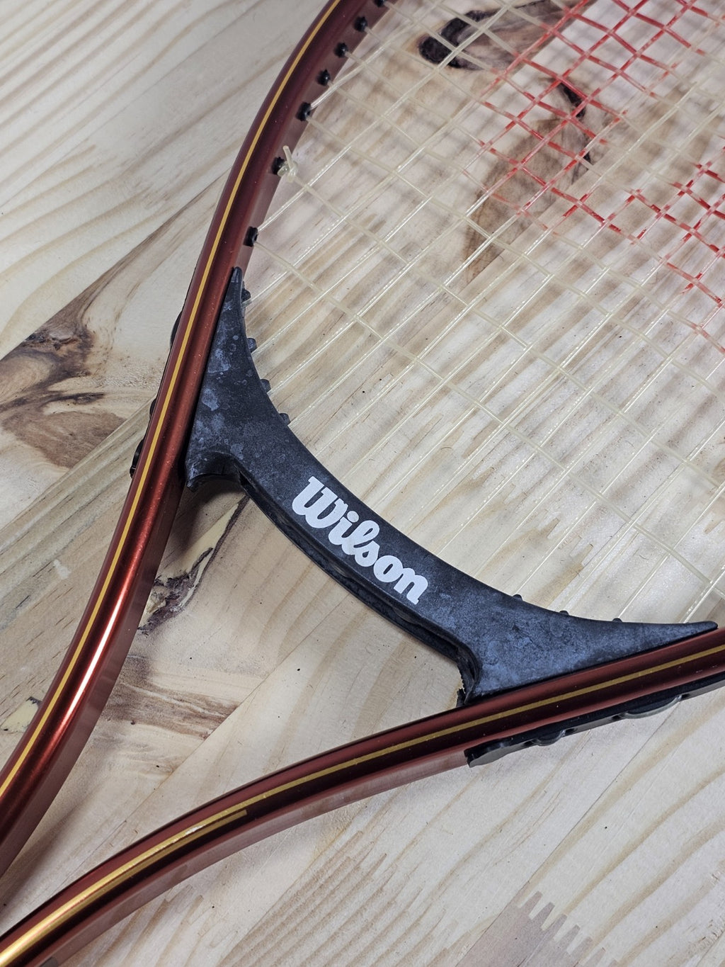Red Wilson Ace 4 1/2 L4 racquet Midsize W/ Brown grip w/ Case