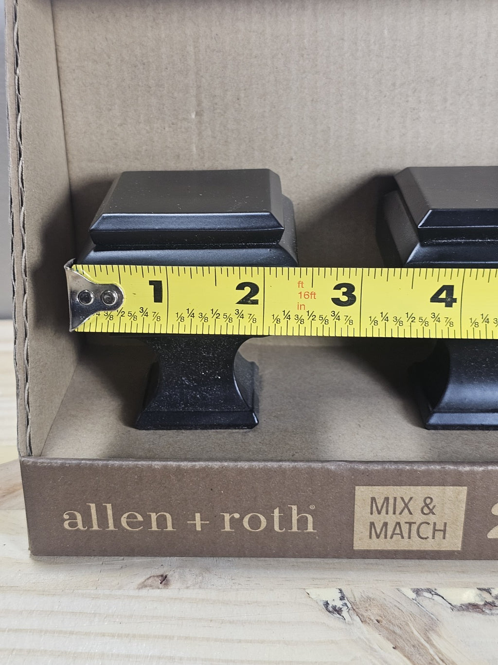Allen Roth 2 Black Square Finals