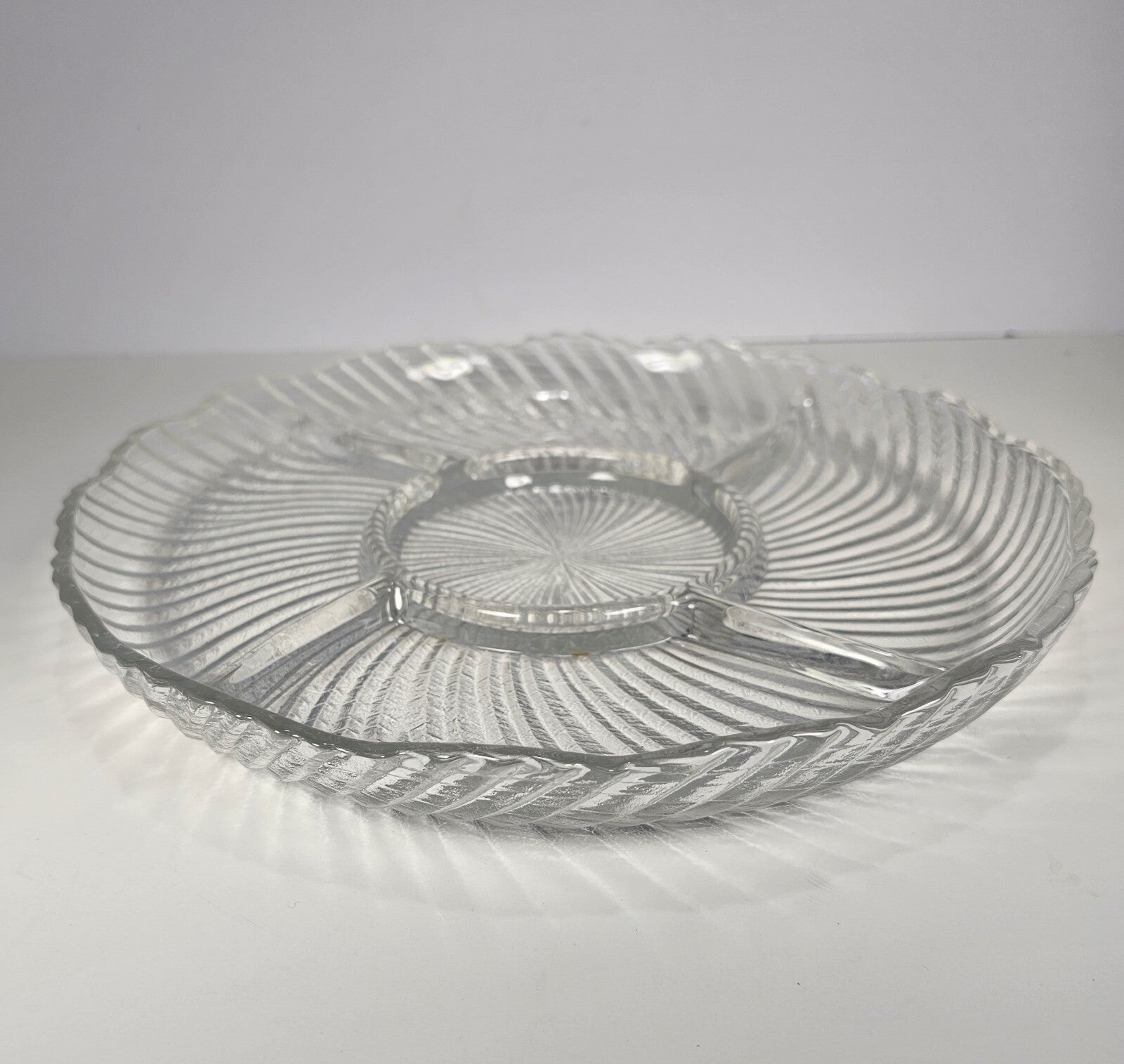 Crystal Clear Studios 11 1/4" Ashford Platter – Swirl Pattern Clear Glass
