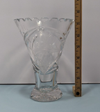 Heavy 7″ Crystal Vase with Etched Grape Cluster & Star Base – Elegant Vintage
