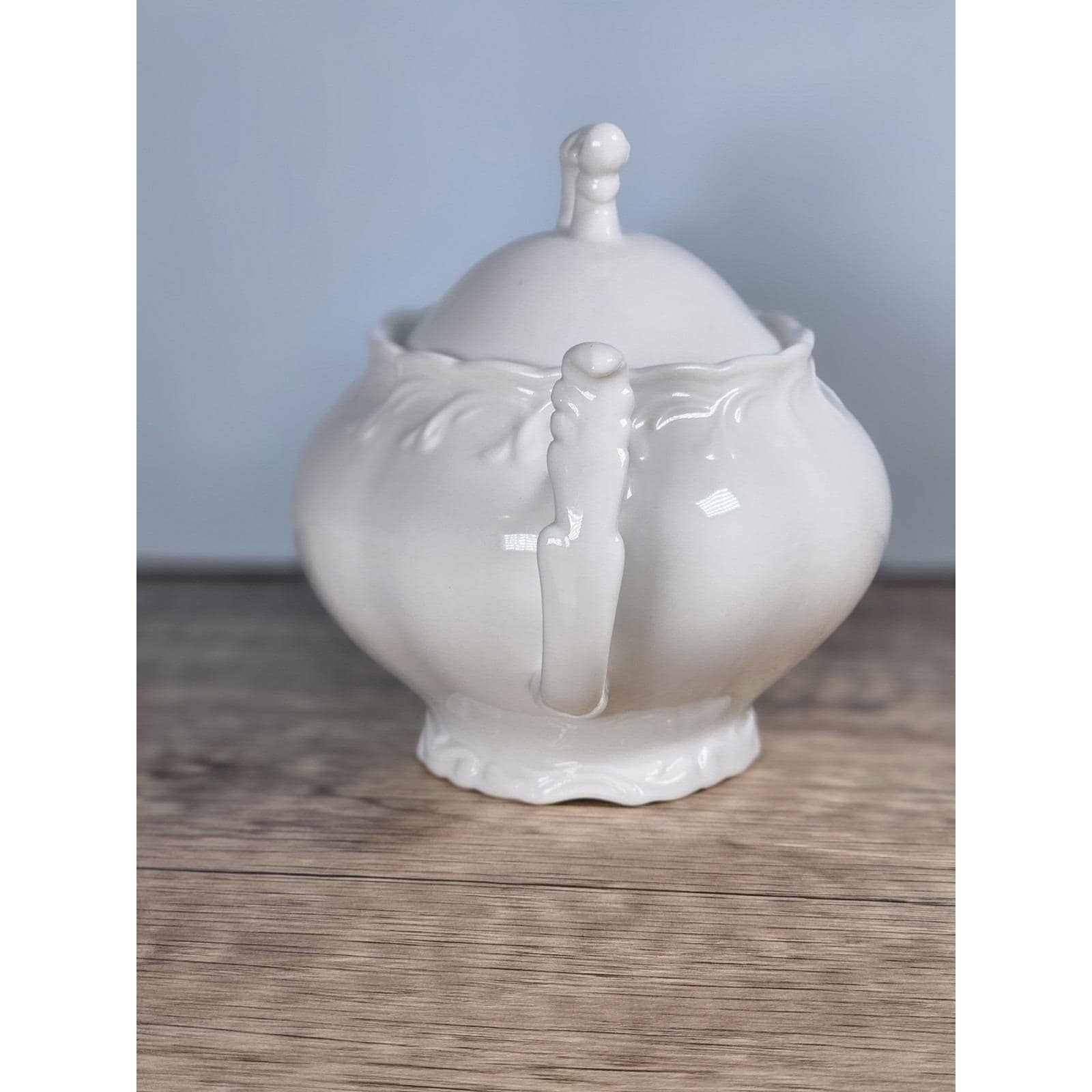 Vintage Peppertree Tabletops Porcelain Sugar Bowl with Lid