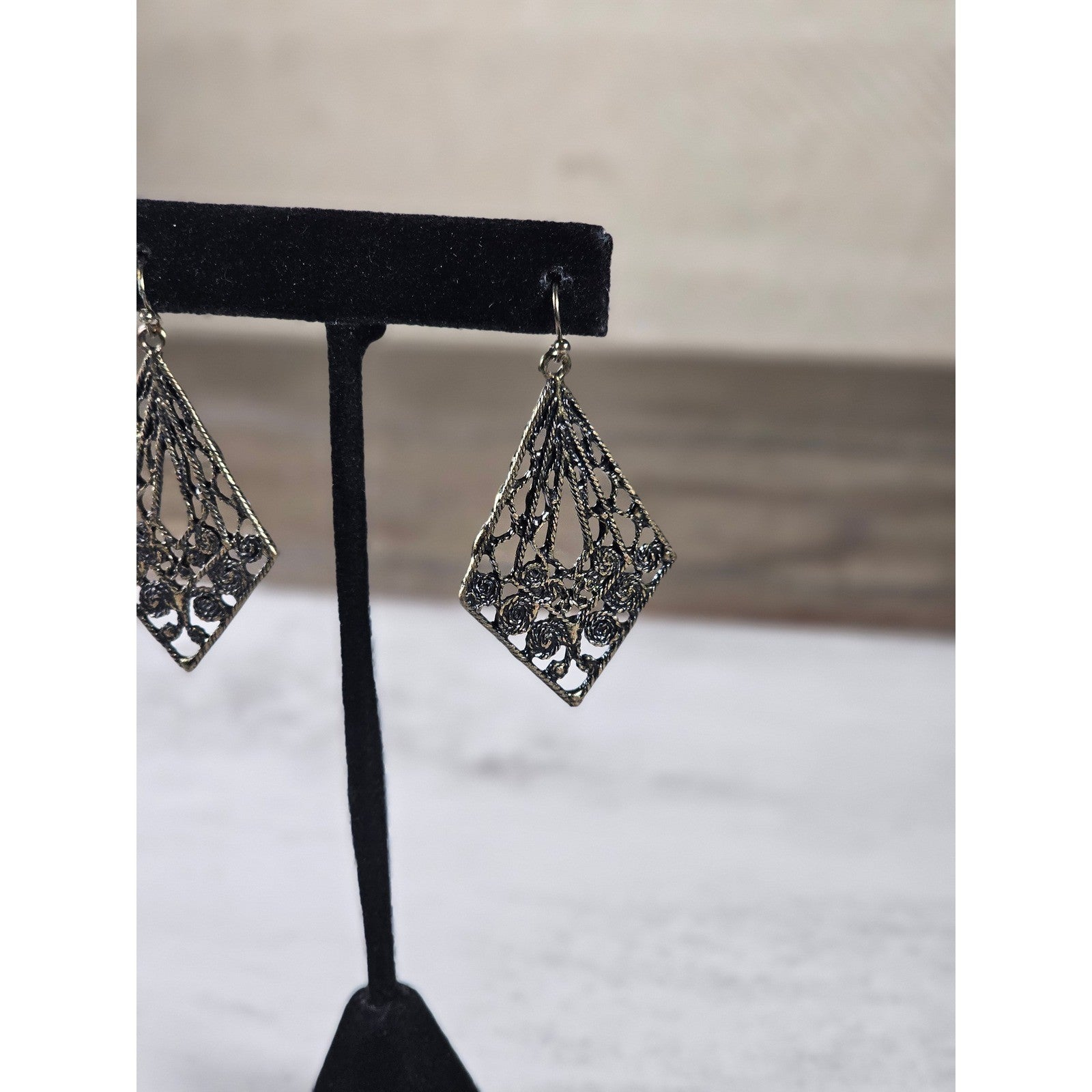 Vintage Filigree Dangle Earrings Diamond Floral Drop Brass Tone