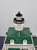 Lefton Lost Lights Bridgeport Harbor Lighthouse Figurine With Tin & COA