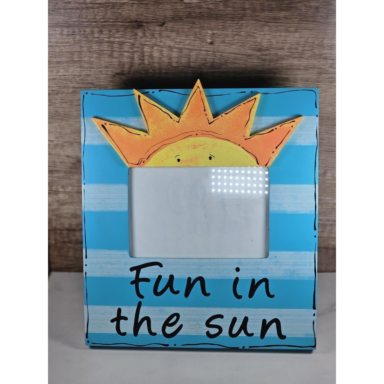 Vintage Beach Theme Picture Frame Sun Stripe Coastal Decor 4x6 Photo