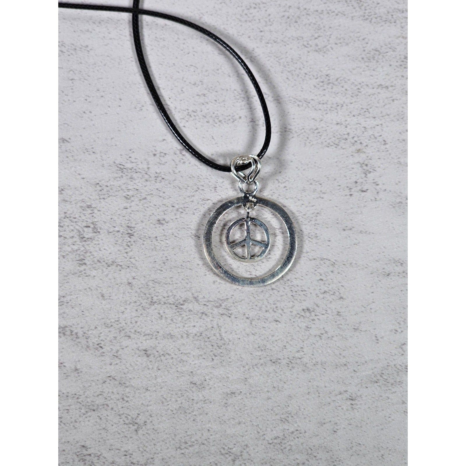 Vintage Peace Symbol Pendant Necklace Silver Tone Boho Jewelry