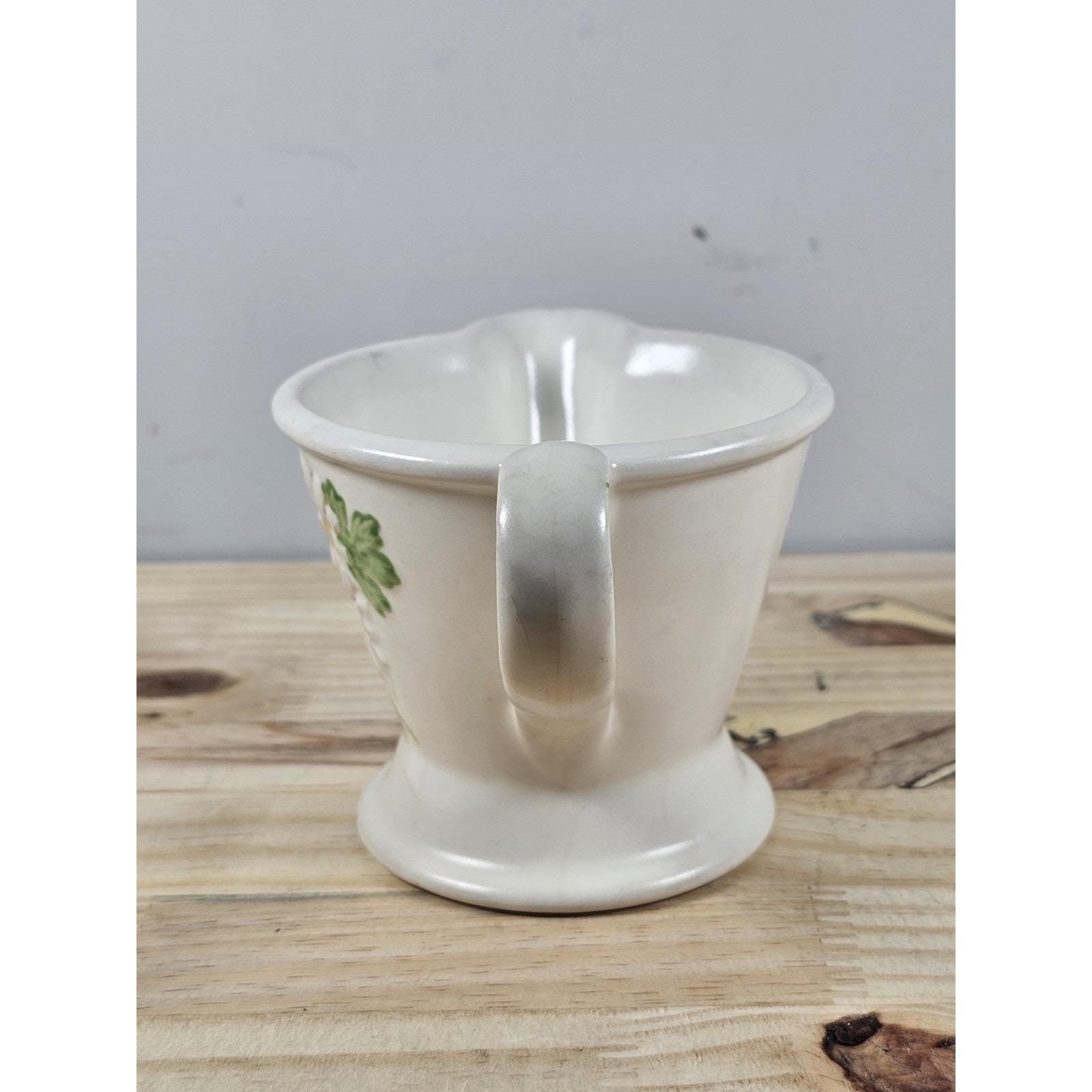 Metlox Poppytrail Daisy Gravy Creamer Cup Set California