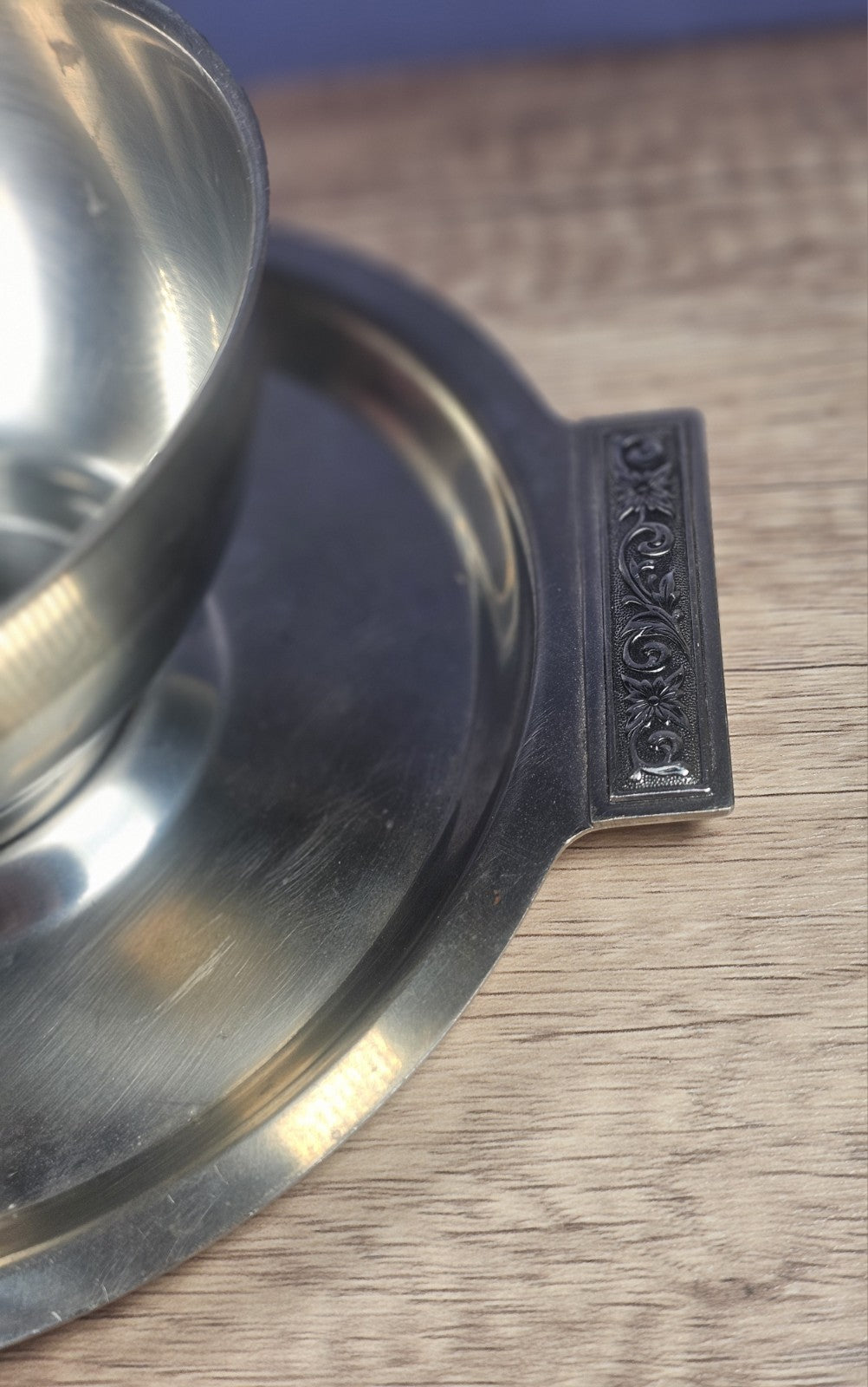 International Decorator Stainless Steel Gravy Bowl With Attached Plate Elegant