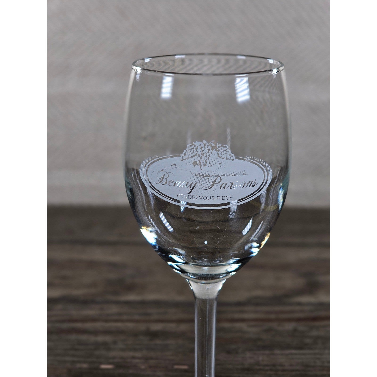 Berry Parsons Rendezvous Ridge 7" Wine Glass Clear Stemware