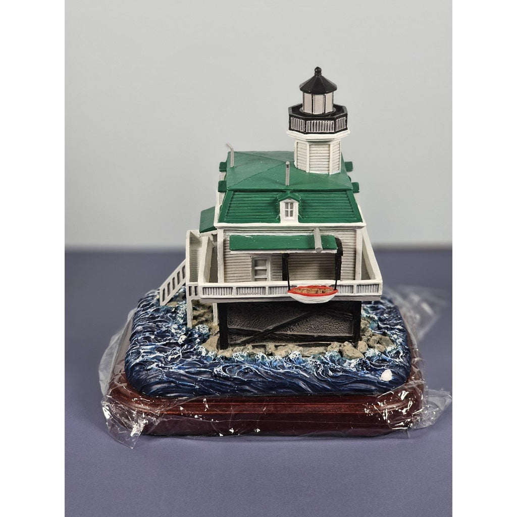 Lefton Bridgeport Harbor Lighthouse Lost Lights w/ Box COA